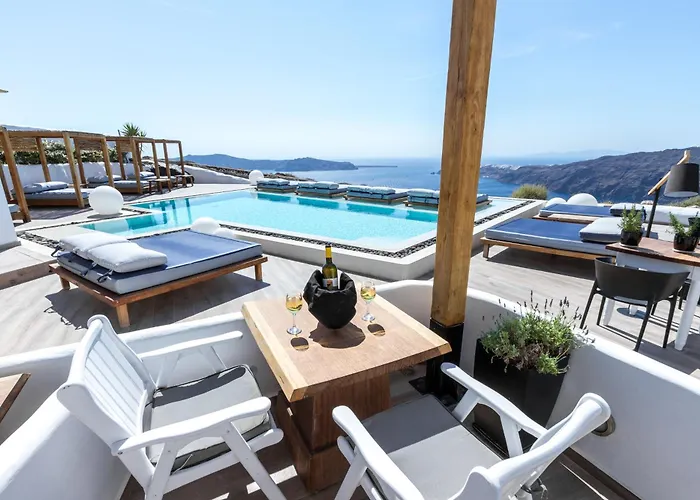 Amaze Suites